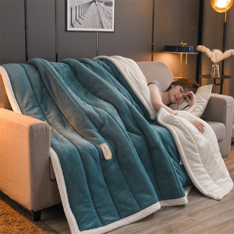 Thickened And Warm Flannel Blanket suppliers